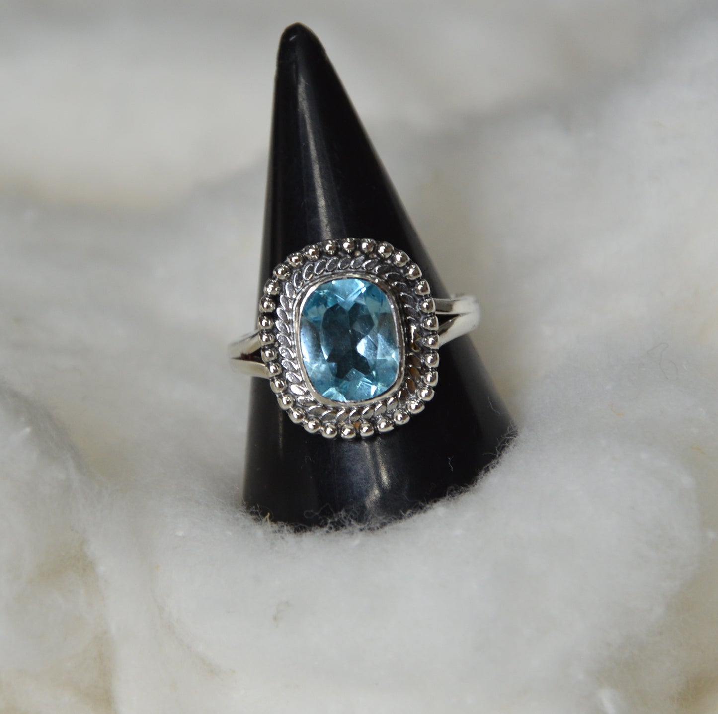 Perfect unisex gift — handmade blue topaz silver ring with vintage boho charm.
Unique silver ring for gifting, featuring real cushion-cut blue topaz and oxidized detail.
Statement gemstone ring made in India using 925 sterling silver and antique finish.
Minimalist silver ring with cushion-cut topaz — birthstone jewelry for December.
Spiritual healing crystal ring in oxidized silver with authentic blue topaz.
Blue topaz is the birthstone for December — wear it in a stylish oxidized ring.
Explore Jaipur’s art