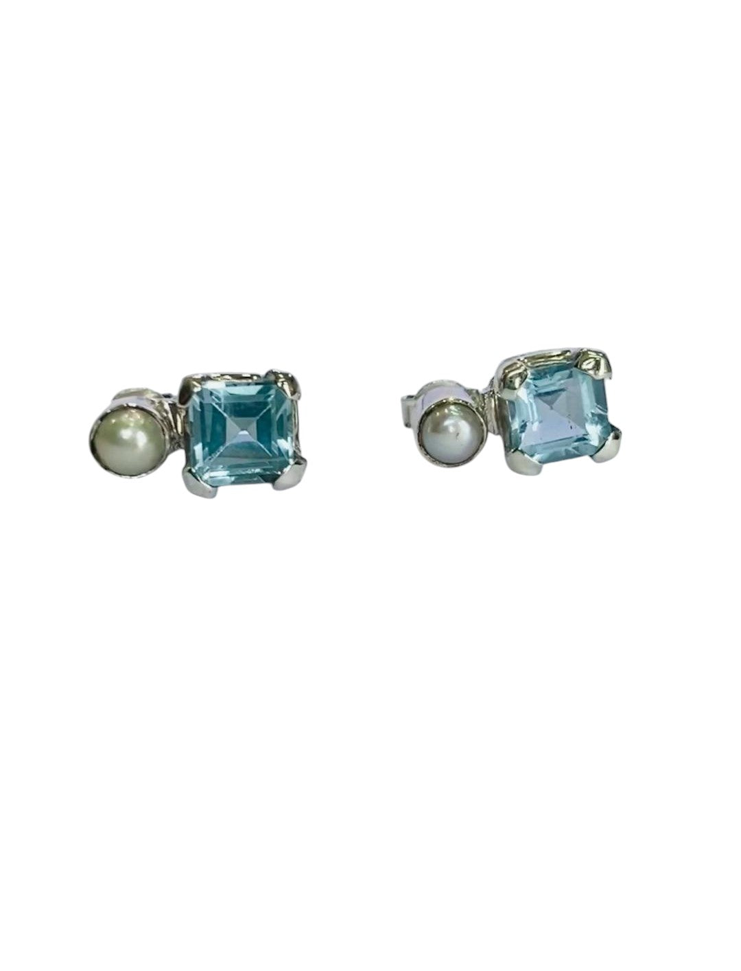 The craftsmanship is impeccable, with each gemstone carefully set to maximize its brilliance and sparkle.
In addition to their beauty, these silver gemstone earrings are an excellent investment. Silver jewelry retains its value over time, making it a wise purchase for those looking to invest in high-quality pieces. Handmade by skilled artisans, each pair is crafted with love and precision, ensuring that no two pairs are exactly alike.