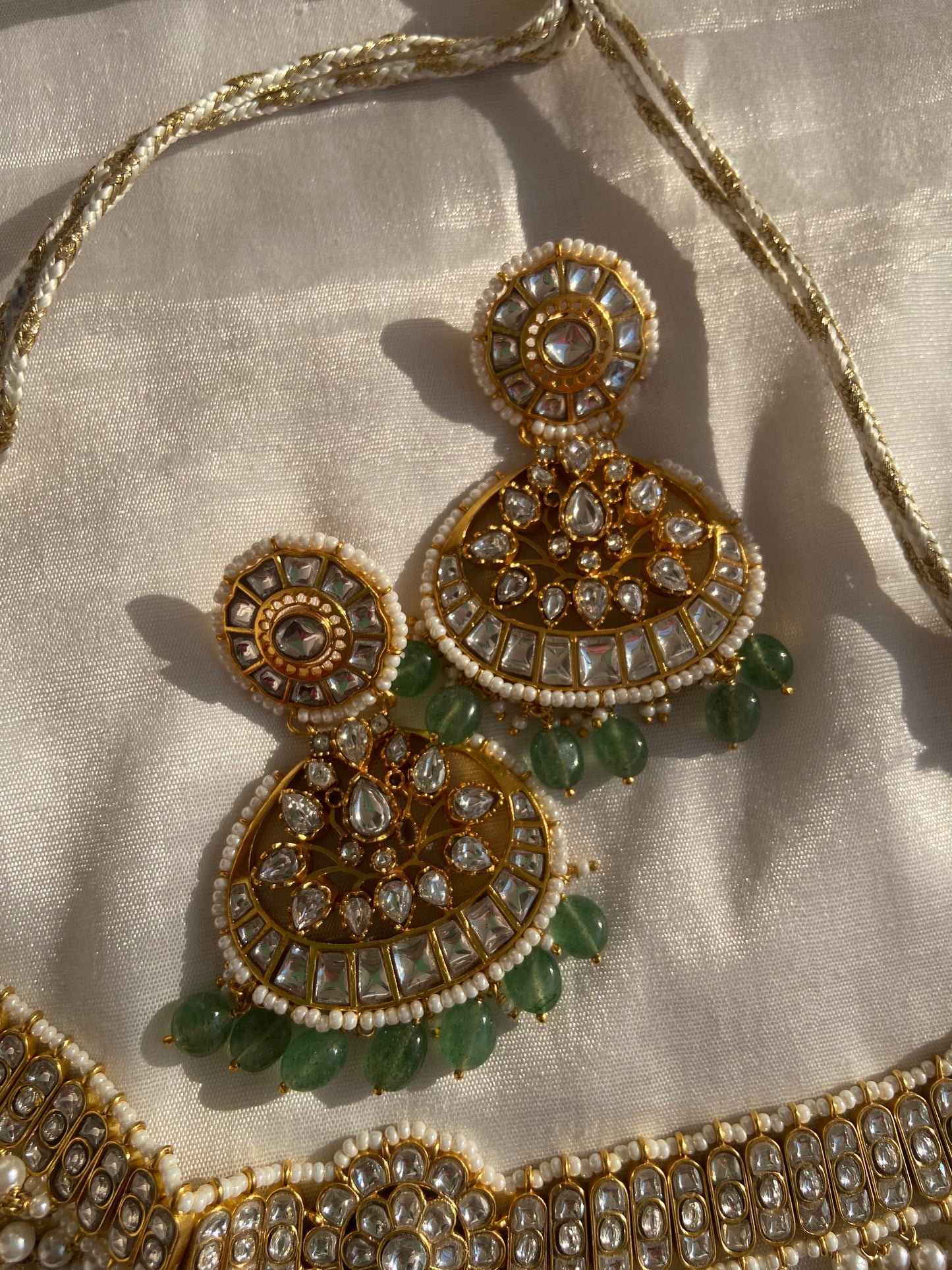 Every element of this necklace set is rooted in Sanatan Hindu culture and is inspired by the age-old traditions of Rajasthani jewelry making. The artisans of Jaipur, known for preserving their ancestral skills, have crafted this necklace in accordance with sacred Indian jewelry traditions, giving it both spiritual and ornamental value.