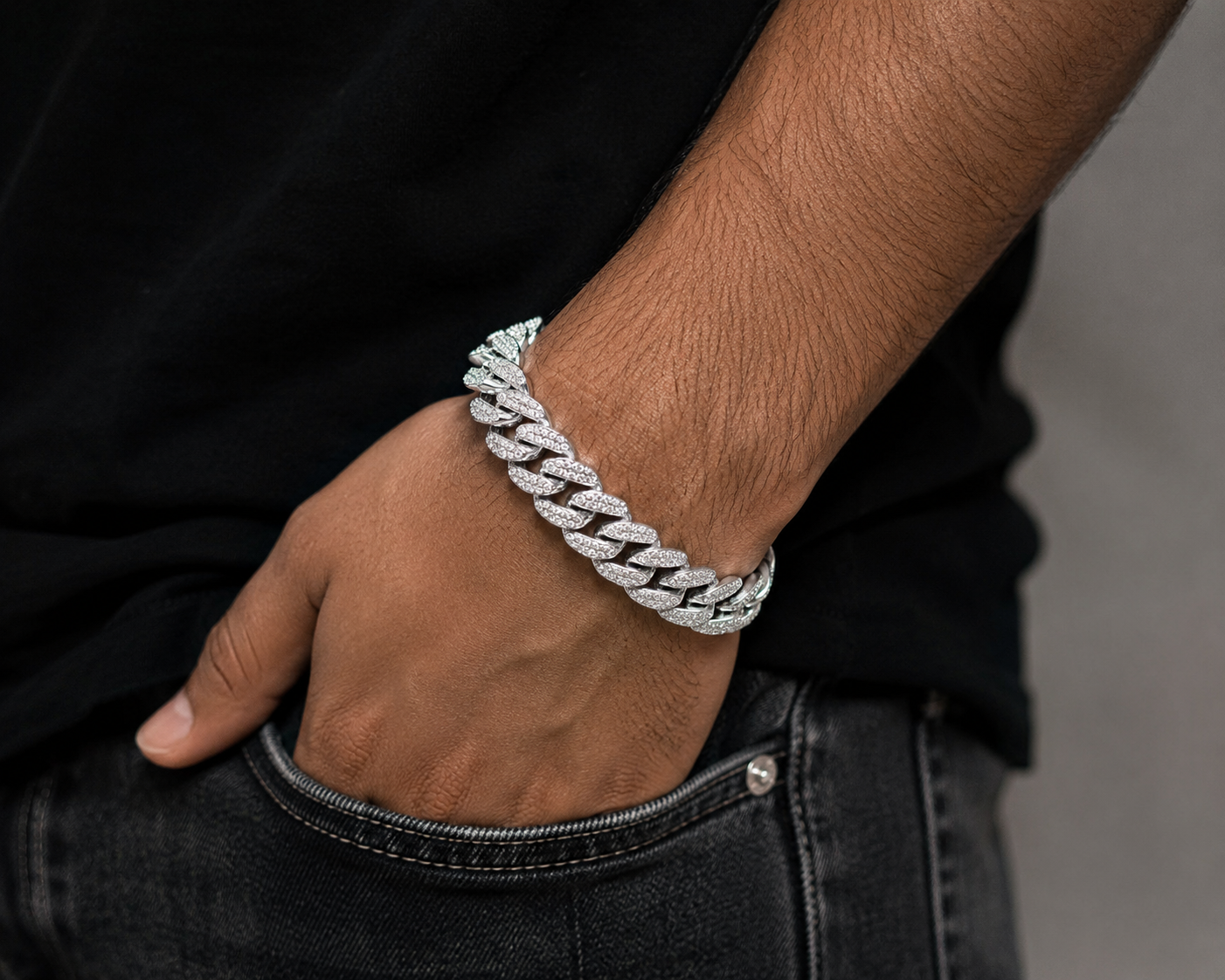 The silver bracelet modern design gives a fashionable edge to all outfits. The mens luxury bracelet is suitable for weddings, parties, festivals, and special occasions. The Cuban bracelet stylish design is loved by modern Indian men and boys. The silver bracelet gift for him is meaningful, stylish, and long-lasting. The sterling silver Cuban bracelet India trend is becoming more popular every year. The silver jewelry accessory adds elegance and masculinity to every wrist.