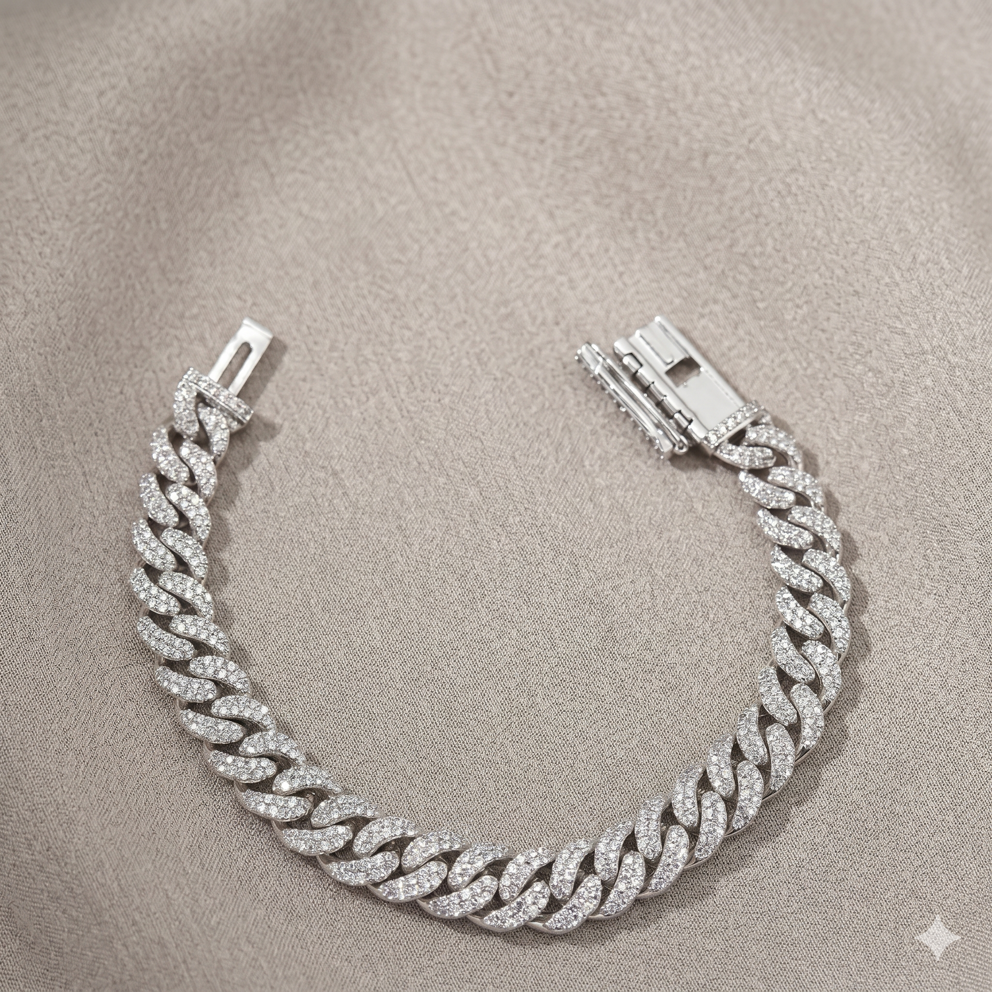 The silver Cuban chain bracelet is stylish enough for special occasions while also practical for everyday wear. This mens fashion bracelet is lightweight, durable, and easy to style with all outfits. The sterling silver Cuban link bracelet reflects luxury street fashion and urban fashion trends. The premium silver bracelet for men is perfect for fashion lovers who want bold and eye-catching jewelry. This trendy bracelet for boys is inspired by celebrity style and luxury fashion aesthetics. The silver chain 
